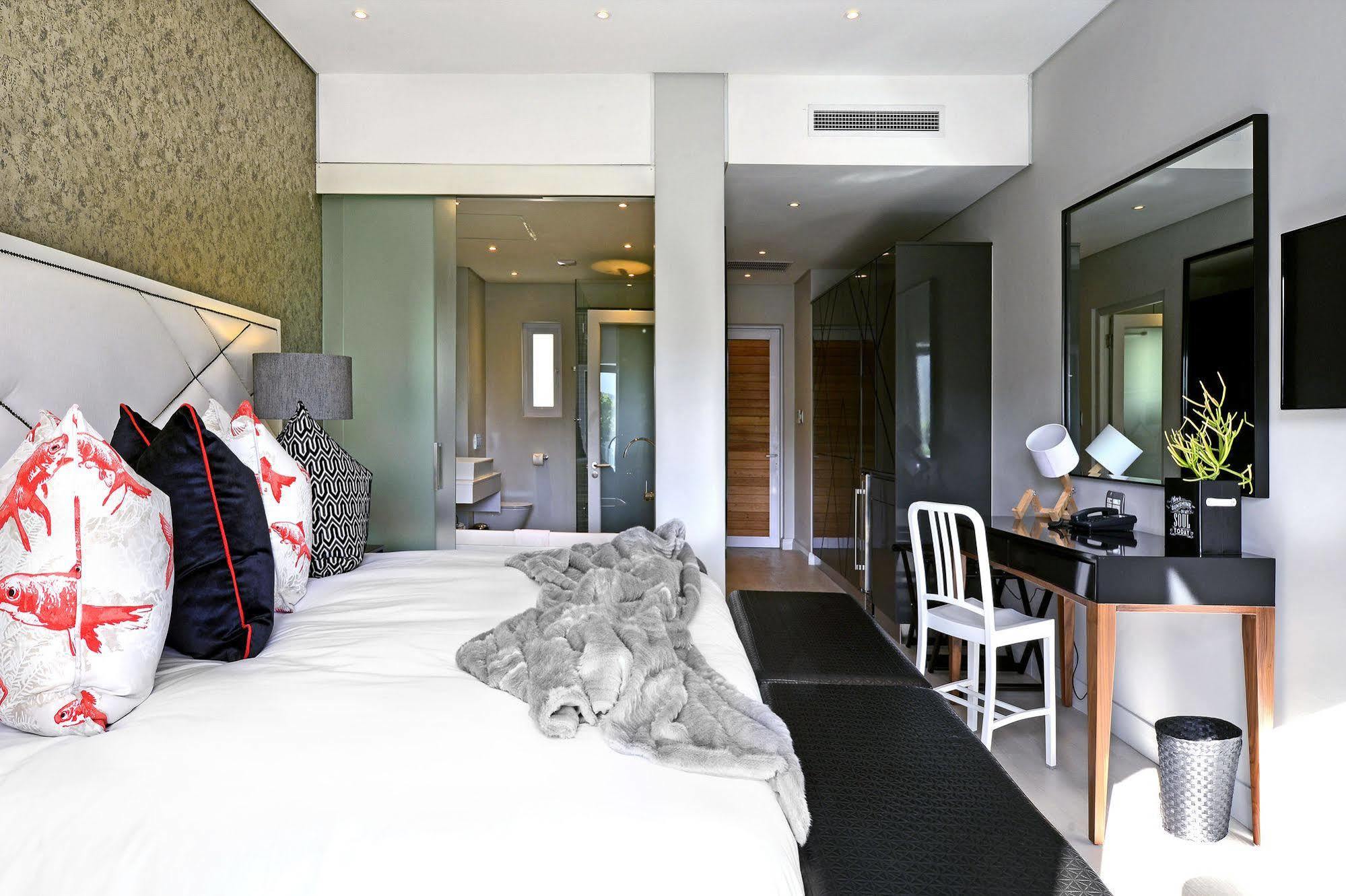 Franschhoek Boutique Hotel - Lion Roars Hotels & Lodges Экстерьер фото